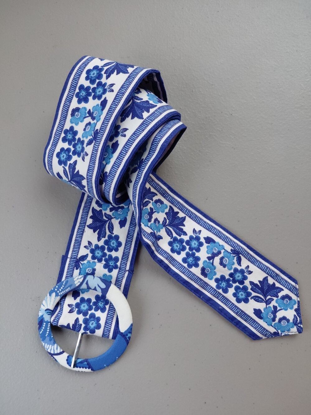 VTG Waist Belt Blue Floral Size 30-33" Cottagecore Boho Countryside Fabric Chic